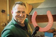 Fredy Vetterli ist Hufschmied in Pfyn. (Bild: Reto Martin)