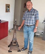 Emil Schmids Eiffelturm hat einen Massstab von 1:300.
