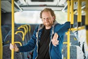 Hauptdarsteller Jan Opderbeck stand sowohl im Abendstück als auch im Kinderstück auf der Bühne. (Bild: Rita Kohn)