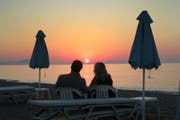 Von trauter Zweisamkeit träumen viele Singles. Viele von ihnen suchen einen Partner oder eine Partnerin auf einer Online-Plattform. (Bild: Urs Bucher/Archiv)