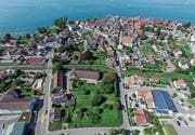 Auf dem Lindenareal in zentraler Lage des Unterseestädtchens weichen die meisten Gebäude bald einer Überbauung. (Bild: Olaf Kühne)