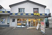 Für den Volg am Zentrumsplatz wird es im neuen Mehrzweckgebäude keinen Platz geben. (Bild: Nana do Carmo (23. Januar 2015))