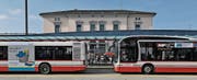 Stadtbusse machen am Bahnhof Frauenfeld halt. (Bild: Reto Martin)