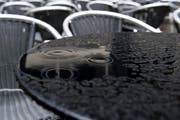Die Sonne geht, der Regen kommt: Das Herbstwetter hat die Ostschweiz erreicht. (Bild: Urs Jaudas)