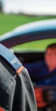 Bei einer allfälligen Reduktion der Polizeiposten soll die Kadenz der Strassenpatrouillen erhöht werden. (Bild: Reto Martin)