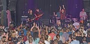 Boy begeisterten das Publikum im «Krempel» mit ihrem neuen Album «We were here». (Bild: Mengia Albertin)
