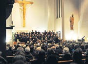 Am Sonntag fand in der katholischen Kirche das Adventskonzert des Orchesters Flawil-Gossau statt. (Bild: can.)
