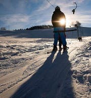 Dieser Skilift ist ein nichtföderalistischer Freigeist – wie der Schnee. (Bild: Urs Jaudas)