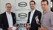 Die Geschäftsleitung steht geschlossen hinter dem Verkaufsentscheid: Finanzchef Andreas Bauer, CEO Nicolas Härtsch und Claude Rieser, Chef Produktion/Logistik (von links). (Bild: Andrea Häusler)