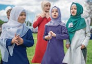 Mädchen im Primarschulalter tragen Kopftücher: Ein Bild, das Verena Gysling stört. (Bild: Benjamin Manser)