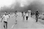 Das Bild des fliehenden Mädchens im Vietnam-Krieg ist auf Facebook nicht erlaubt. (Bild: NICK UT (AP))