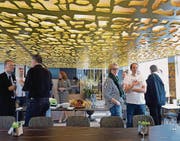 Der Salon der «Arenenberg» erhielt im Mittelteil eine strukturierte Leuchtdecke. (Bilder: Nana do Carmo)