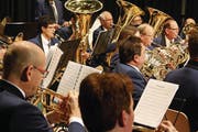 Der Musikverein Romanshorn gibt in der Salmsacher Bergliturnhalle ein Unterhaltungskonzert. (Bild: Markus Bösch)