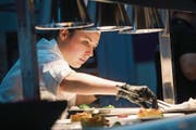 Evelyne Tanner stellt ihr Können am Wettkampf in Abu Dhabi unter Beweis. (Bild: Michael Zanghellini)