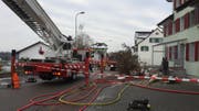 Fünfmal musste die Zuzwiler Feuerwehr 2017 wegen eines Brandes ausrücken. So auch 19. Dezember nach Züberwangen. (Bild: Kapo)
