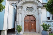 Das alte Portal des Spitals Grabs soll als Zeitzeuge erhalten bleiben und einen Platz auf dem Spitalareal finden. (Bild: Katharina Rutz)