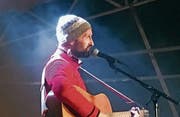 Hauptact Shem Thomas überzeugte bei «Musig am See» in Staad mit Rock... (Bilder: Regina Ferraro)