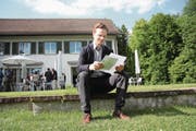 Erst 30-jährig, aber ab dem 1. August Münchwiler Schulpräsident: Lukas Weinhappl. (Bild: Simon Dudle)