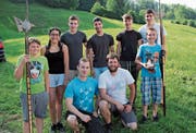 Eine Hellebarde als stolzer Wanderpreis für die Jungschützen. (Bilder: PD)