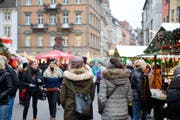 Weihnachtseinkauf in Konstanz: Schweizer erledigen ihr Weihnachtsshopping in Deutschland. (Bild: Donato Caspari)