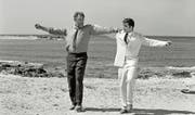 Alexis Sorbas und sein Freund tanzen weiter, trotz Misserfolg. (Bild: Alexis Sorbas GR/USA 1964)