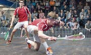 Ein gewohntes Bild an Superseries-Turnieren, in der NLA aber nie der Fall: Yannick Wilhelmi (vorne) mit seiner Maske. (Bild: PD)