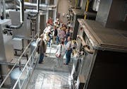 Die technischen Anlagen des Krematoriums. (Bild: Werner Nef)
