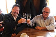 Der siegreiche Bruno Lorenzato (links) und der unterlegene Peter Hausammann. (Bild: Nicole D'Orazio)
