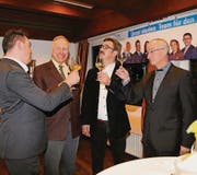 Glückliche Freisinnige: Parteipräsident Raphael Frei und die wiedergewählten Kantonsräte Andreas Hartmann, Robert Raths und Jürg Bereuter. (Bild: Marianne Bargagna)