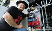 Open-Air-Stromer Marius Büchler: Ohne ihn blieben Status Quo stumme Marionetten.
