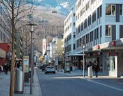Verkaufsflächen direkt an der Front der Buchser Einkaufsmeile sind besser zu vermieten als solche im 1. Stock. (Bild: Heini Schwendener)