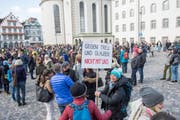 Schon beim Thema Pensionskasse zeigte sich das Staatspersonal unzufrieden - jetzt gibt es Ärger um die Vertrauensarbeitszeit. (Bild: Archiv/Urs Bucher (Symbolbild))