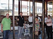 «Best of the Best»: Bei den Verantwortlichen der Fenster Huber AG herrscht grosse Freude über die Auszeichnung. (Bild: Red Dot)