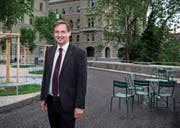 Thomas Egger vor dem Bundeshau: Als Lobbyist kennt er sich in Bern aus. (Bild: Urs Lindt/Freshfocus (13. Juni 2017))