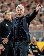 Bayern soll im Vertrag mit Carlo Ancelotti eine Ausstiegsklausel festgeschrieben haben. (Bild: Ronald Wittek/EPA)