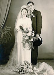 Das Ehepaar Bösch bei der Hochzeit am 13. Oktober 1951… (Bild: PD)