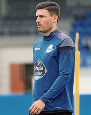 Volle Konzentration: der Wiler Fabian Schär im Trainingsdress von Deportivo. (Bild: Deportivo La Coruña)
