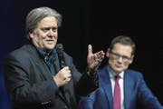 Stephen Bannon (links) und «Weltwoche»-Chef Roger Köppel gestern in Zürich. (Bild: ENNIO LEANZA (KEYSTONE))