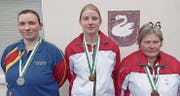 Siegerin Nadja Kübler (Mitte) mit der Zweitplazierten Sandra Roviaro (links) und der Dritten Nelly Ganz. (Bild: PD)