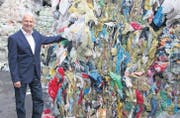 Martin Models Innoplastics macht aus altem Plastik neuen Kunststoff. Auch dünne und verschmutzte Folien sind für ihn Rohstoffe. (Bild: Christof Lampart)