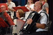Der Handharmonika-Club Berg feiert sein 80-jähriges Bestehen mit einem abwechslungsreichen Programm. (Bild: Monika Wick)