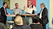 Dauerthema Finanzen: Dominik Diezi, CVP-Fraktion, Stadträte Patrick Hug und Hans-Ulrich Züllig, Luzi Schmid, CVP-Fraktion. (Bild: Max Eichenberger)