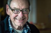 Arthur Honegger war bei allem hartnäckigen Eifer für die Gerechtigkeit immer auch ein verschmitzter Erzähler. (Bild: Michel Canonica (Krummenau, 11. September 2014))