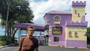 Willem Dafoe als Manager des «Magic Castle». (Bild: Filmcoopi)