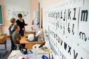 Der St.Galler Regierungsrat ist prinzipiell gegen Bundesrecht beim Fremdsprachenunterricht. (Bild: GEORGIOS KEFALAS (KEYSTONE))