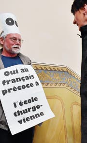 Einmanndemonstration für die Erhaltung des Frühfranzösisch. (Bild: Archiv)