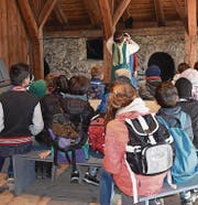 Am SRK-Erlebnistag durften die Kinder im Schloss Werdenberg in die Rollen von Rittern und Burgfräulein schlüpfen. (Bild: PD)