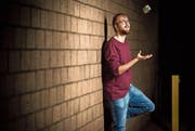 Ioannis Papadopoulos hat den «Rubiks Cube» stets im Griff. (Bild: Reto Martin)