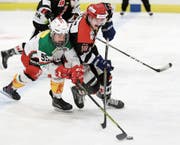 Die Playoff-Serie zwischen Wil und Frauenfeld ist auf dem Eis umstritten, daneben gehässig. (Bild: Mario Gaccioli)