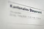 Wer eine tiefere Steuerbelastung erreichen will, muss Verzicht üben. (Bild: Benjamin Manser/Symbol)
